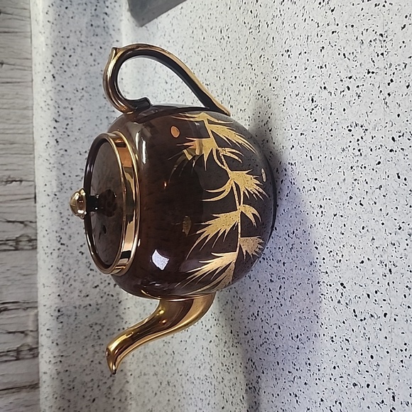 gibson and son Kitchen Vintage Gibsons England Tea Pot Brown W Gold